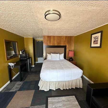 Motel Nicholas Omak Extérieur photo