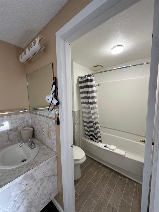 Motel Nicholas Omak Extérieur photo